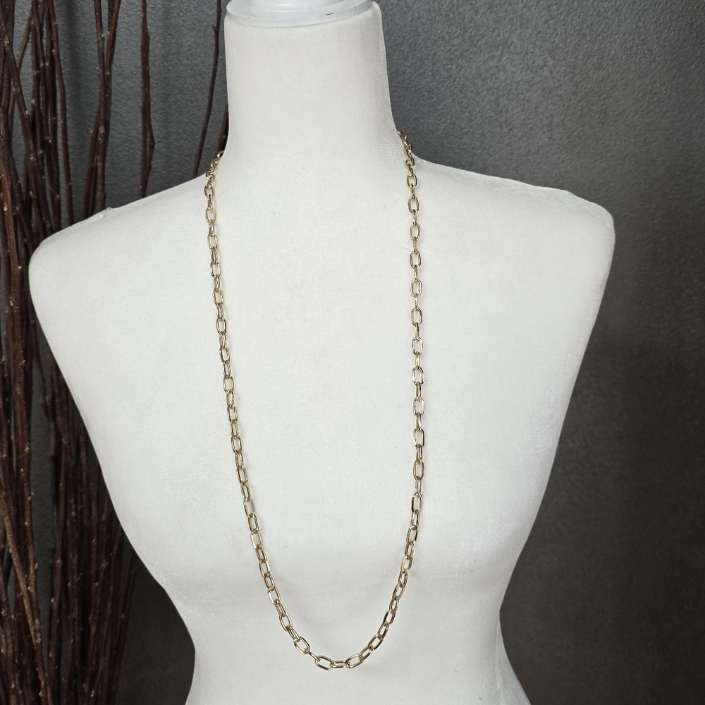 Elegant Gold Chain Necklace